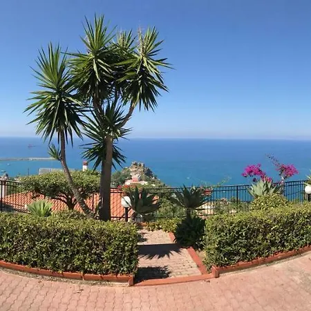 Villa Laura Cefalu